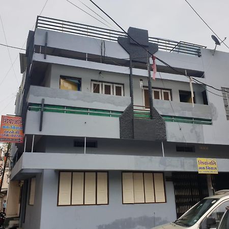 Shivanjali Bhakt Niwas Ujjain Buitenkant foto