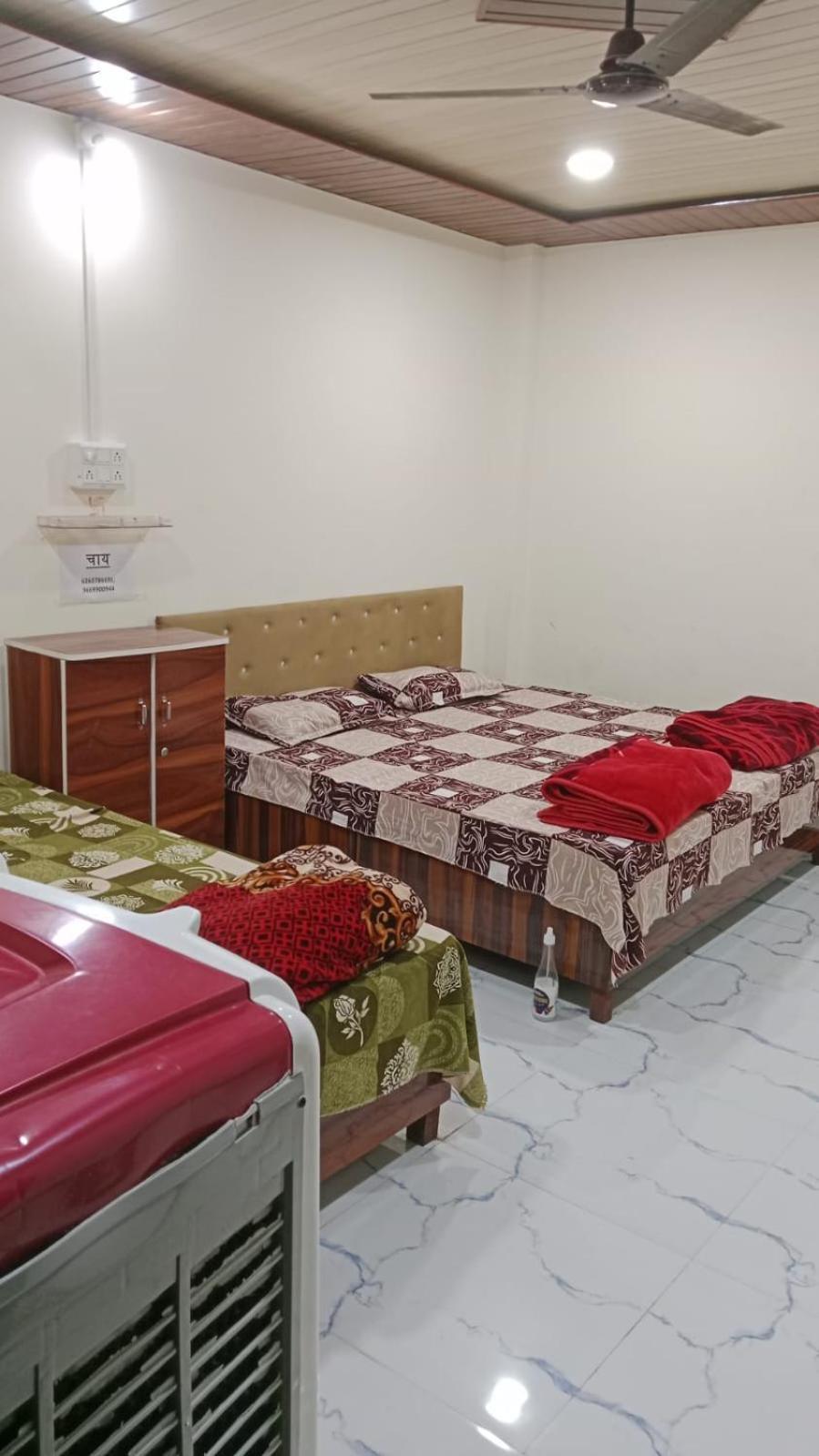 Shivanjali Bhakt Niwas Ujjain Buitenkant foto
